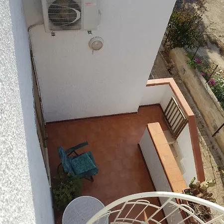 Apartament Silomb *